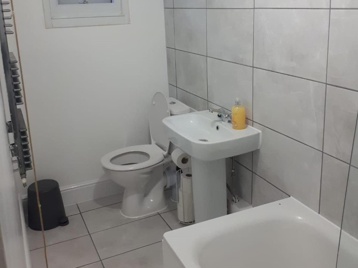 Marble Apartments Broadway Two London Room photo