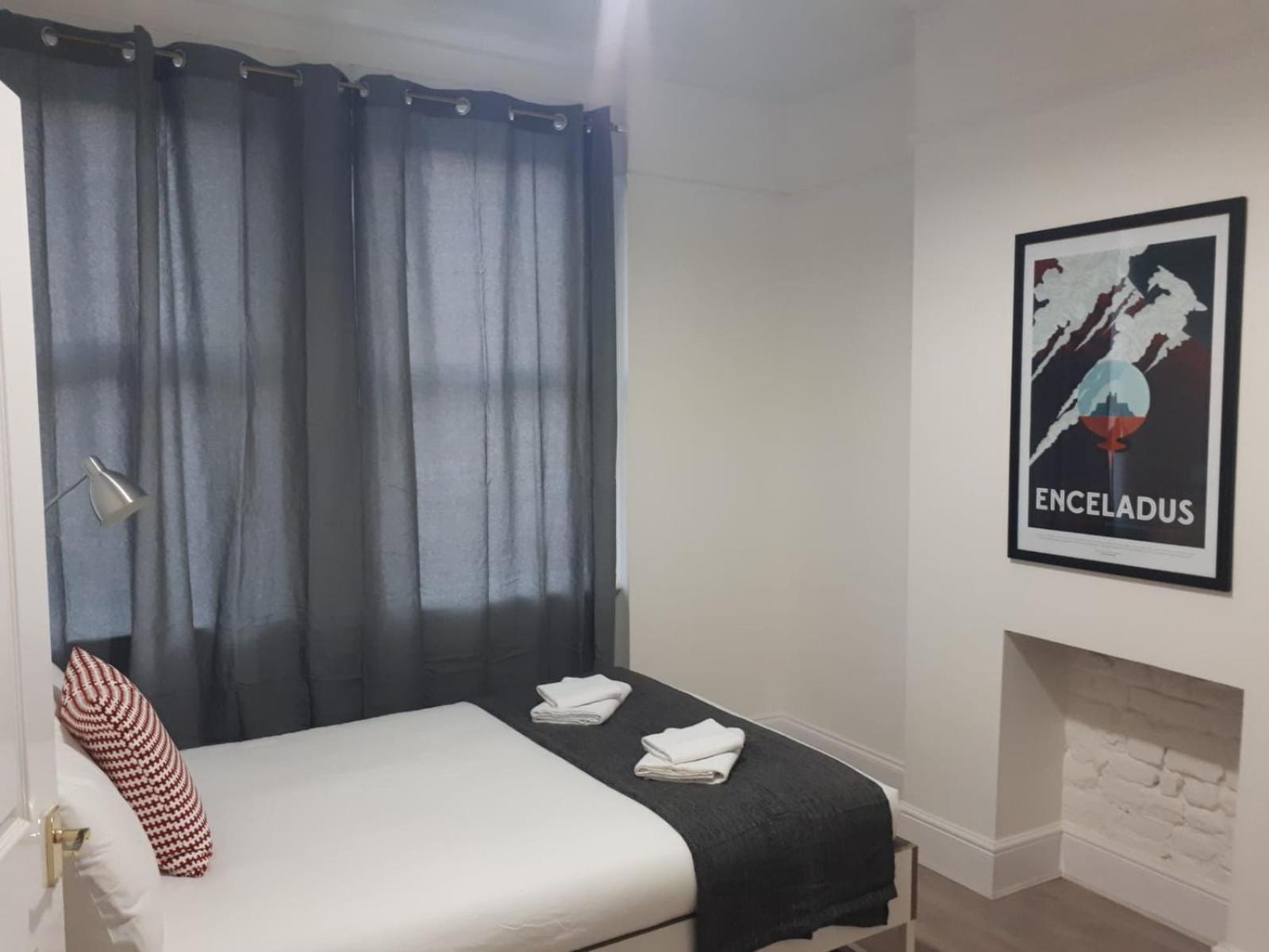Marble Apartments Broadway Two London Room photo